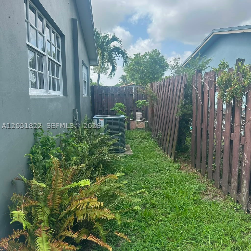 SCOTT LAKE MANOR SEC 2 - Residential