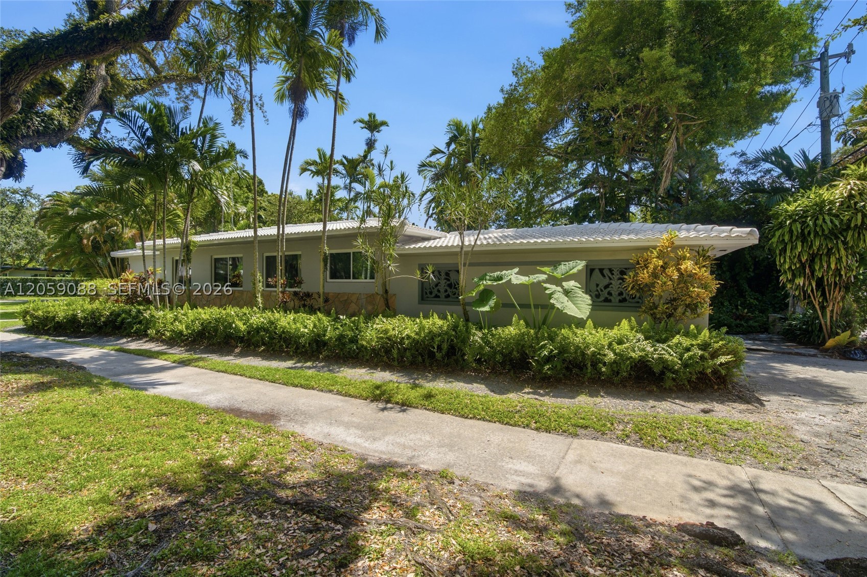 MIAMI SHORES SEC 3 - Residential