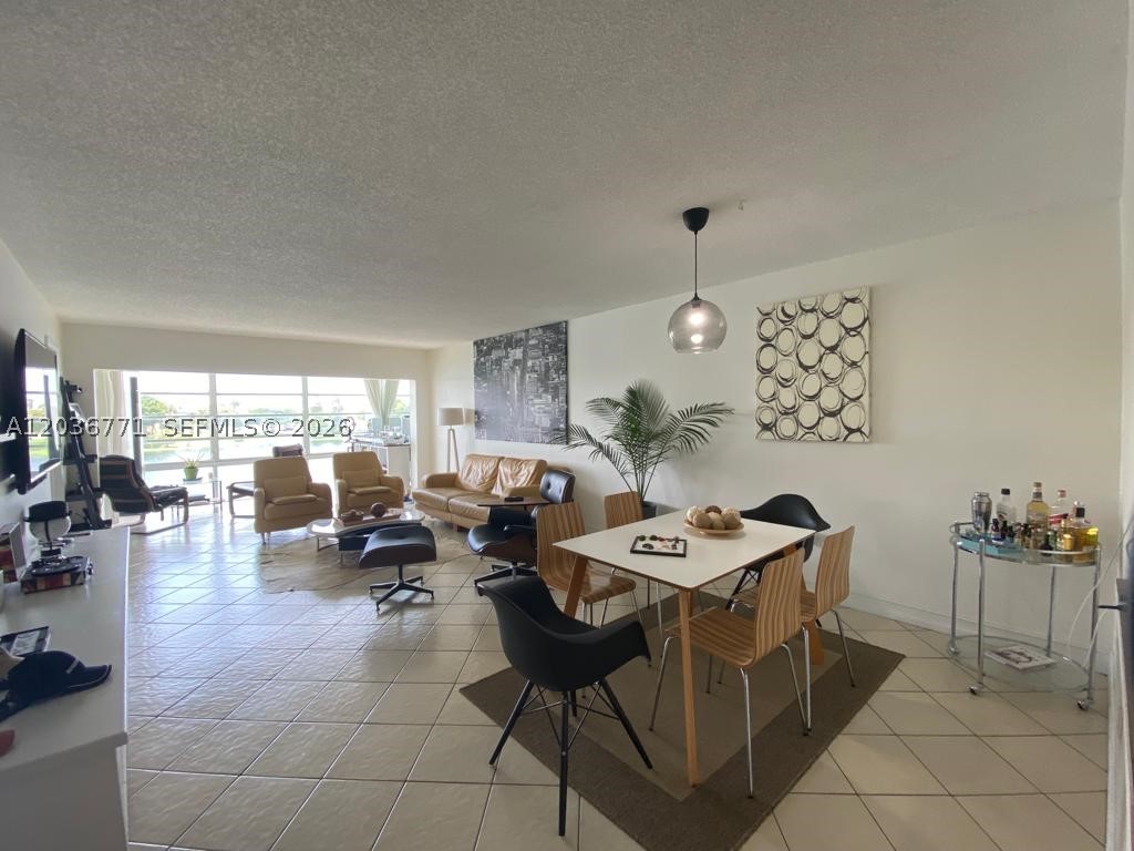 AZURE LAKE CONDO - Residential Lease