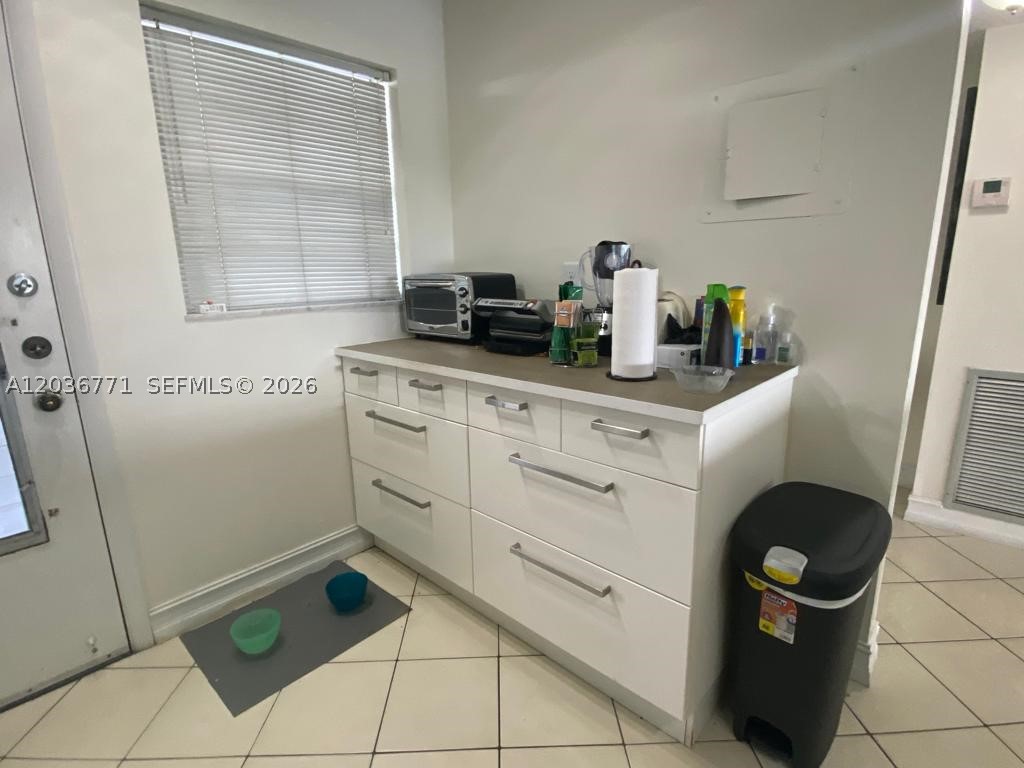 AZURE LAKE CONDO - Residential Lease