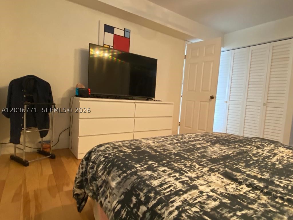 AZURE LAKE CONDO - Residential Lease