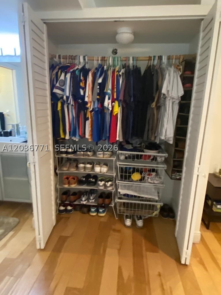 AZURE LAKE CONDO - Residential Lease