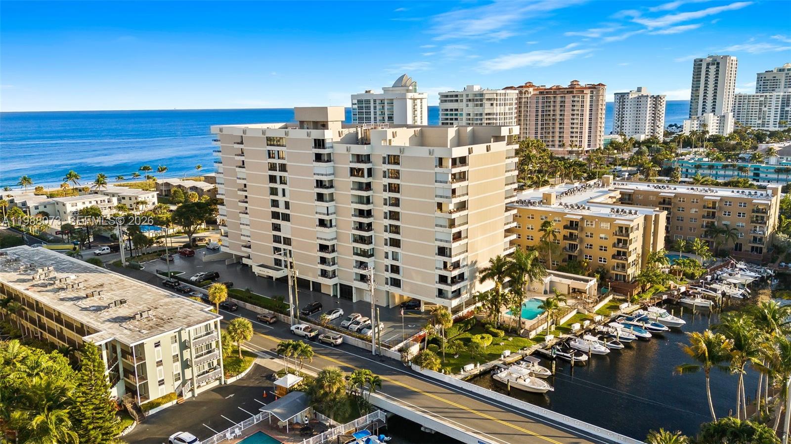 EMERALD TOWER CONDO - Residential