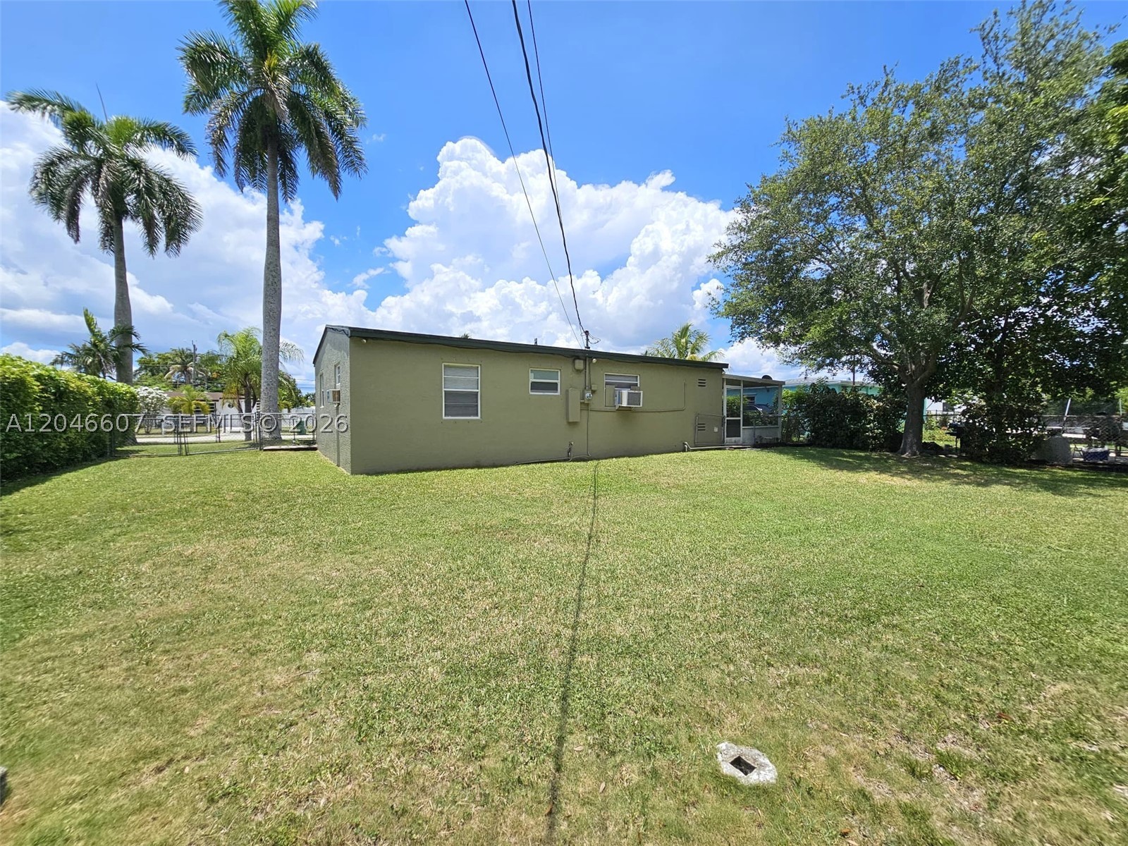 DIXIE CUP MANOR - Residential