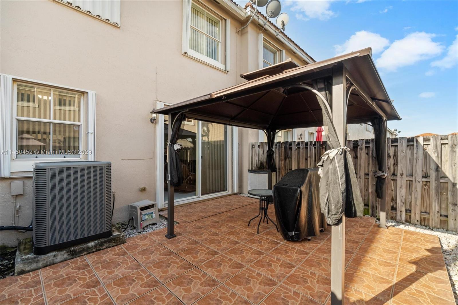 GRAND LAKES PHASE III - Residential
