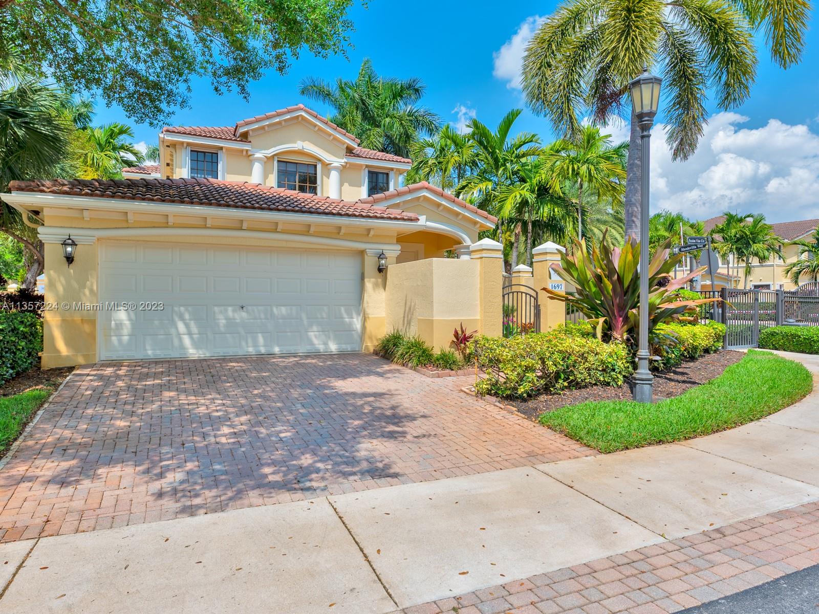 MARIPOSA POINTE AT WESTON - Land
