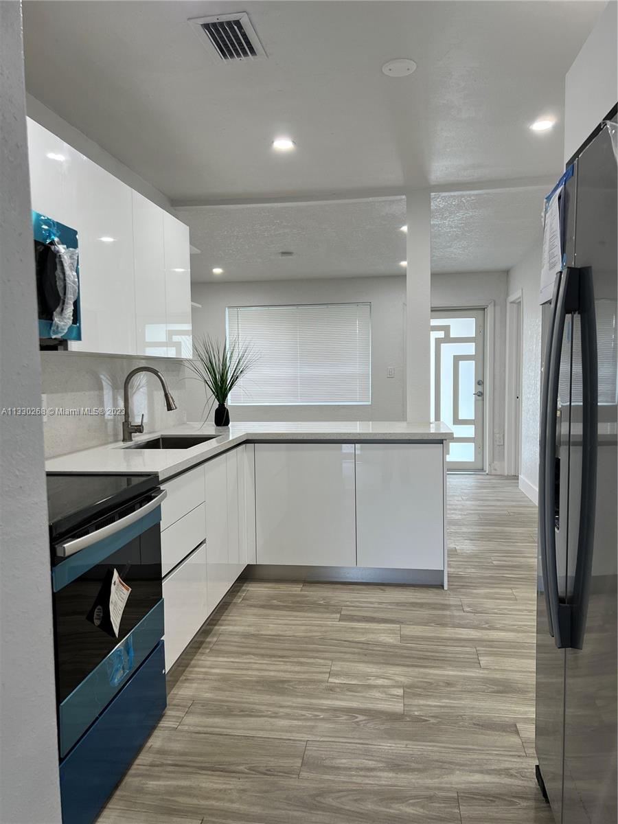 MIAMI GARDENS ESTATES SEC - Residential