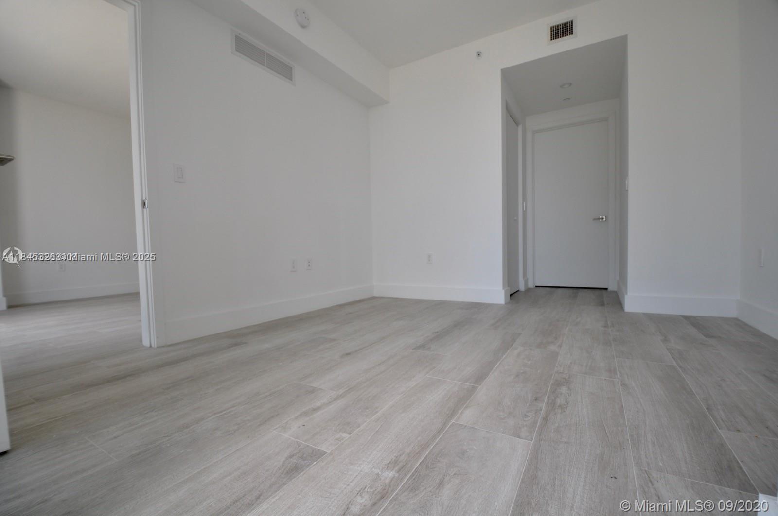 3401 MIDTOWN CONDO - Residential