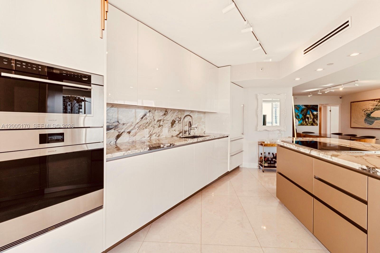 Bristol Tower Condo - Residential