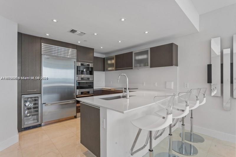 JADE BEACH CONDO - Residential Lease