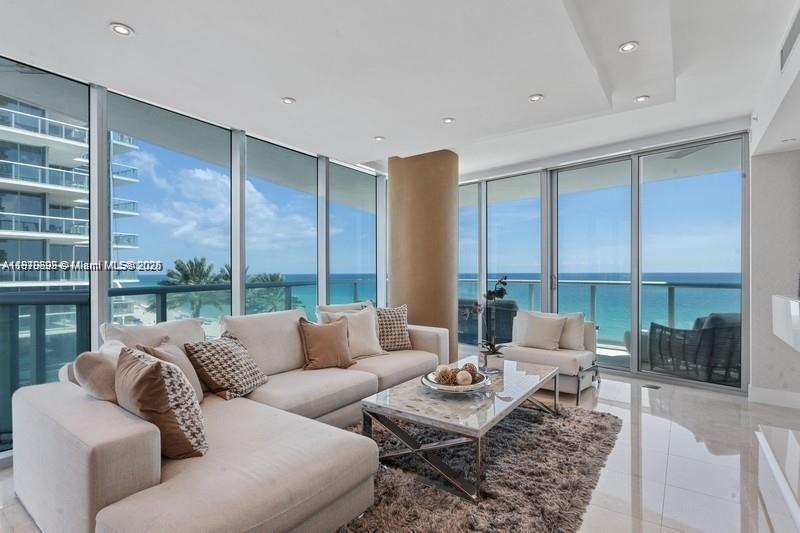 JADE BEACH CONDO - Residential Lease