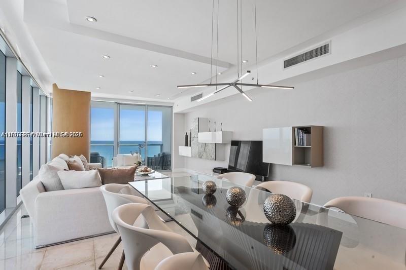 JADE BEACH CONDO - Residential Lease