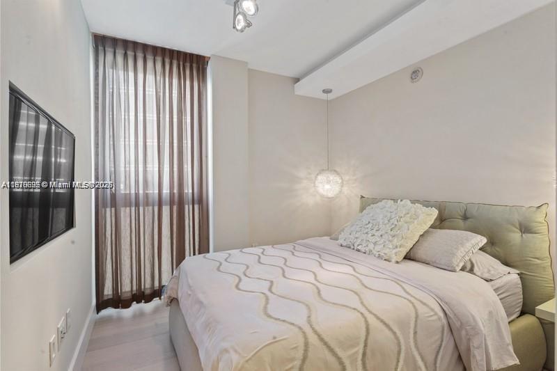 JADE BEACH CONDO - Residential Lease