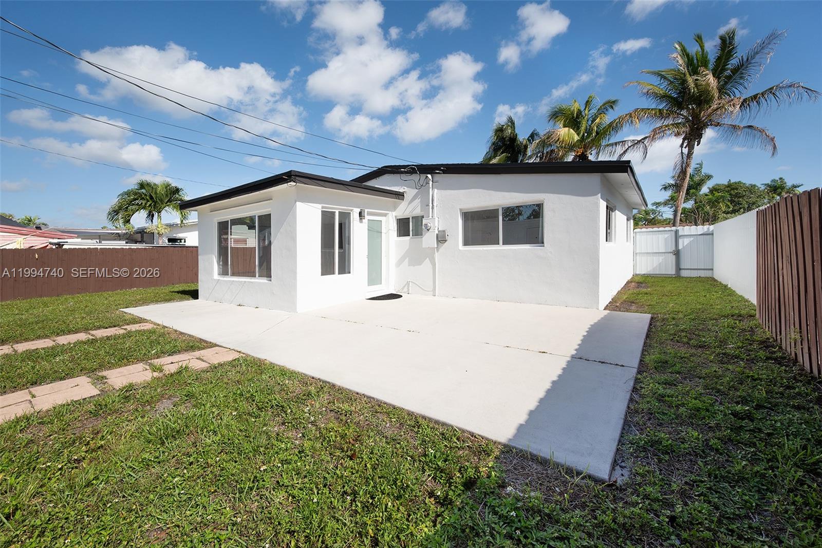 PEARL ESTATES - Residential
