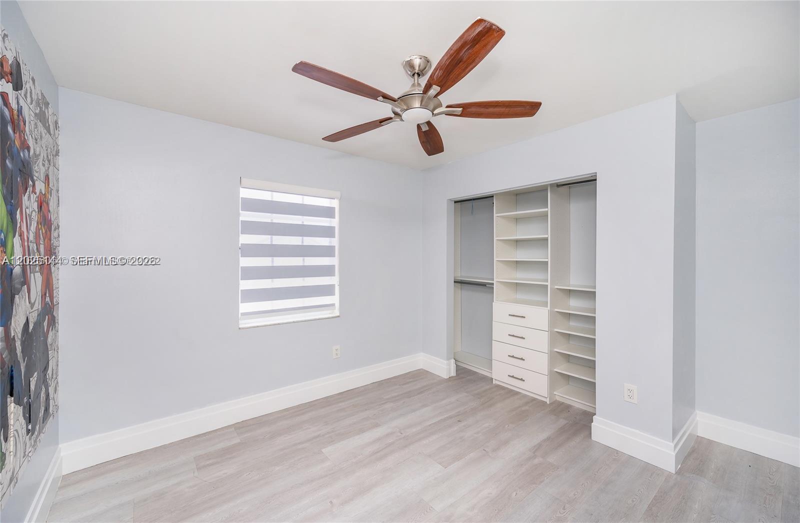 COUNTRY LAKE PARK - Residential Lease
