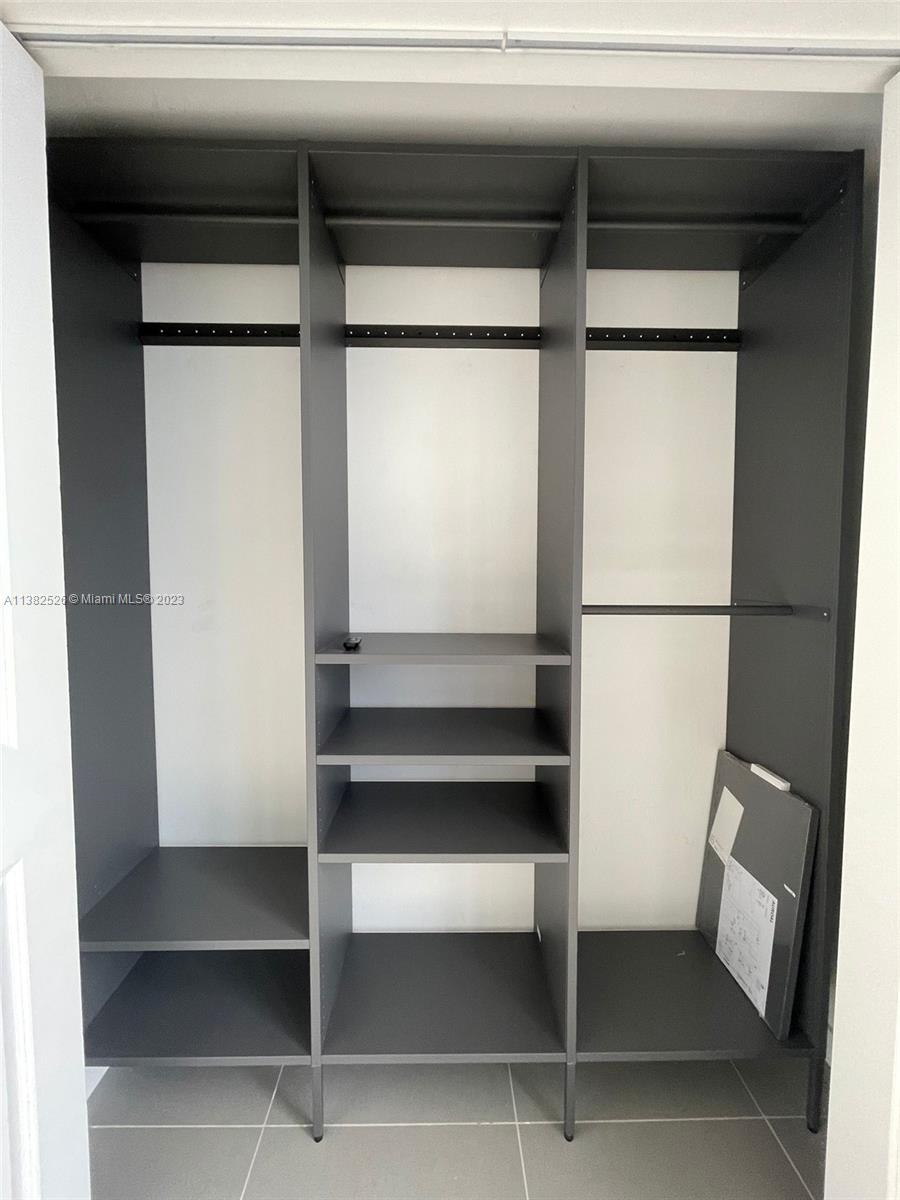 CANVAS CONDO - Residential Lease