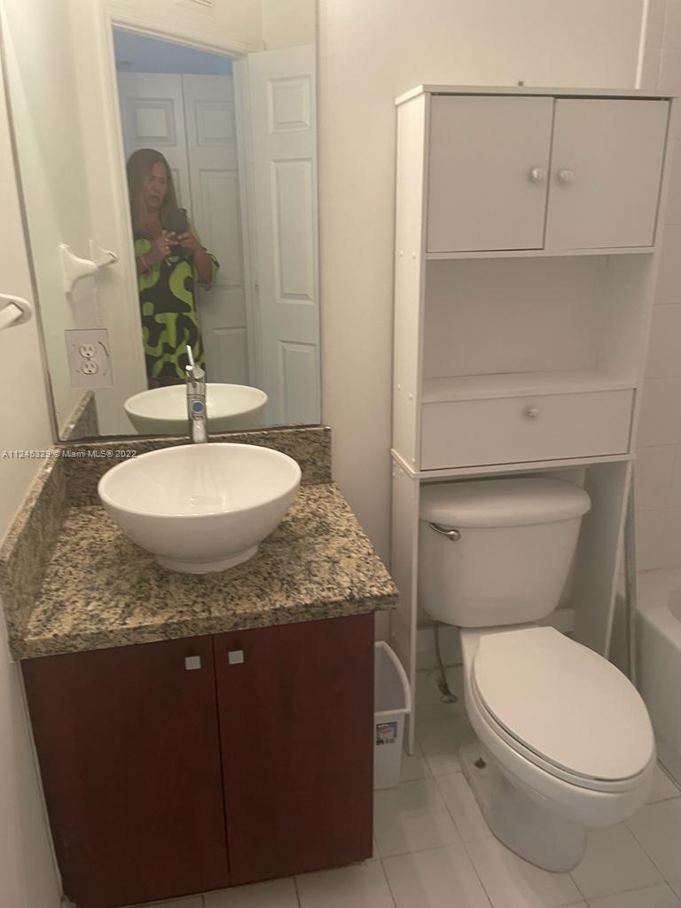 LAS BRISAS AT DORAL CONDO - Residential Lease
