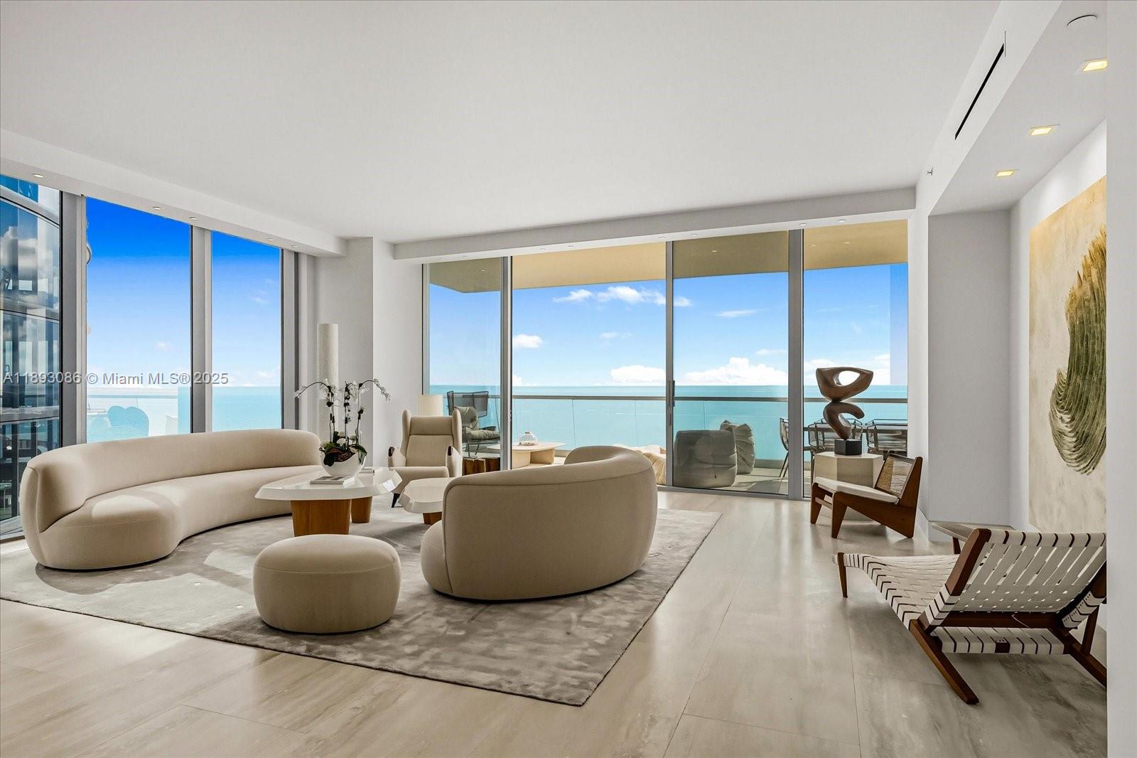 Turnberry Ocean Club - Residential