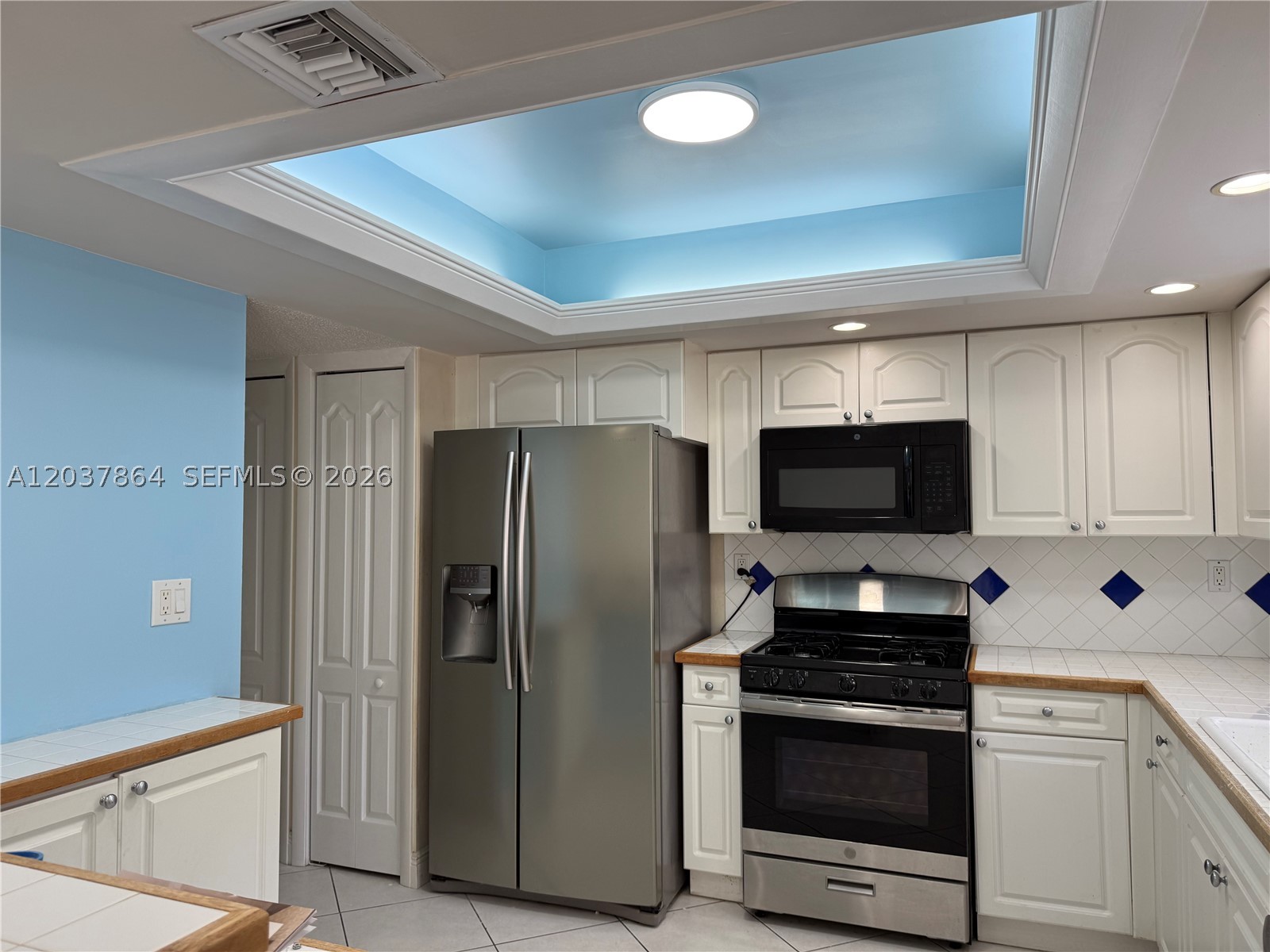 SABAL CHASE SEC 6 - Residential Lease