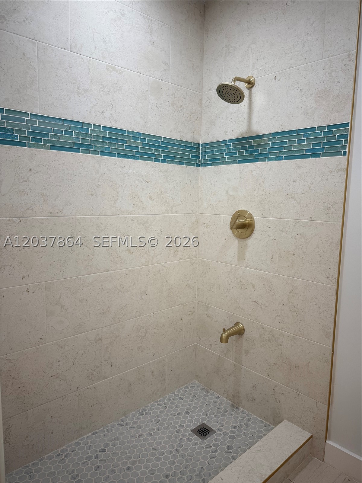 SABAL CHASE SEC 6 - Residential Lease