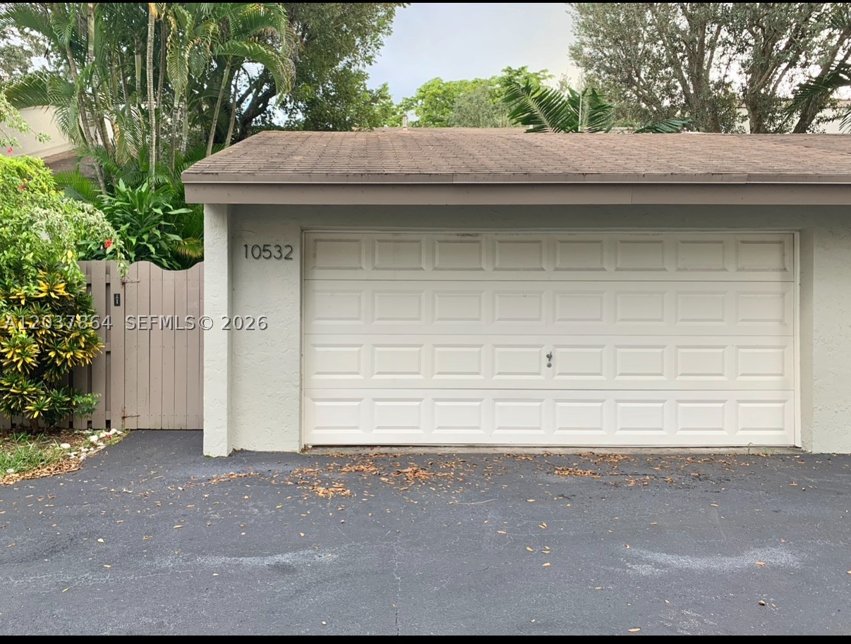 SABAL CHASE SEC 6 - Residential Lease