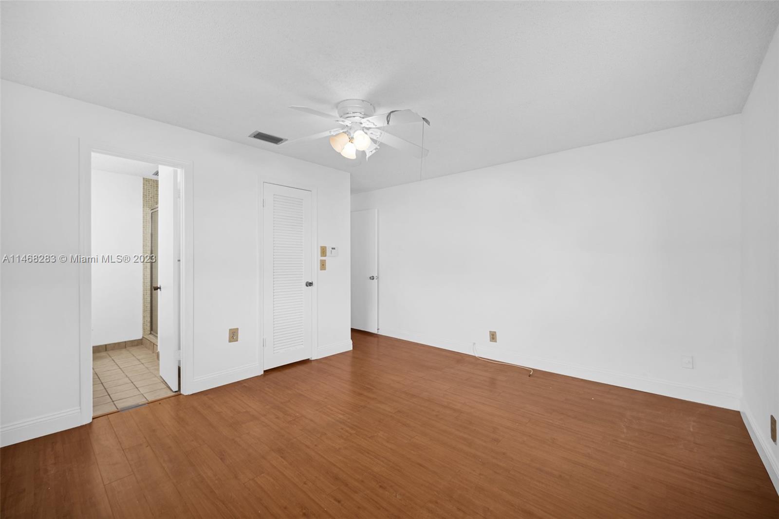 LAUDERDALE WEST 2 SEC - Residential