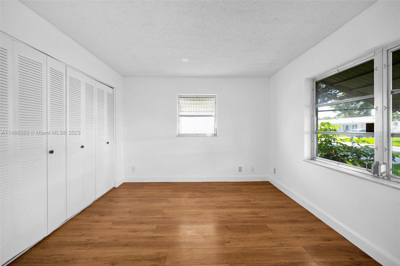 LAUDERDALE WEST 2 SEC - Residential