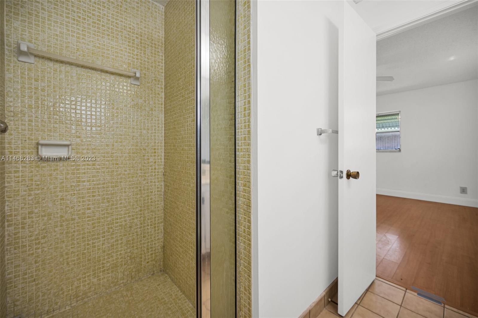 LAUDERDALE WEST 2 SEC - Residential