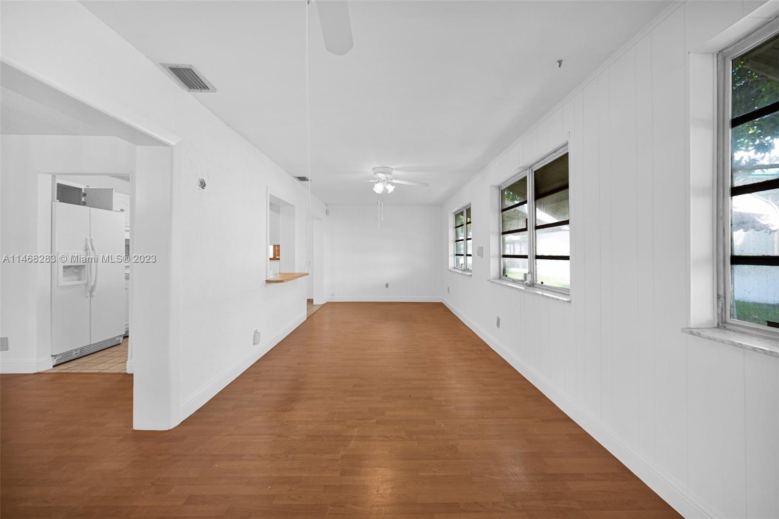LAUDERDALE WEST 2 SEC - Residential