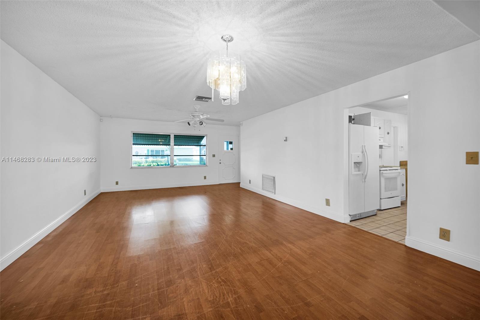 LAUDERDALE WEST 2 SEC - Residential
