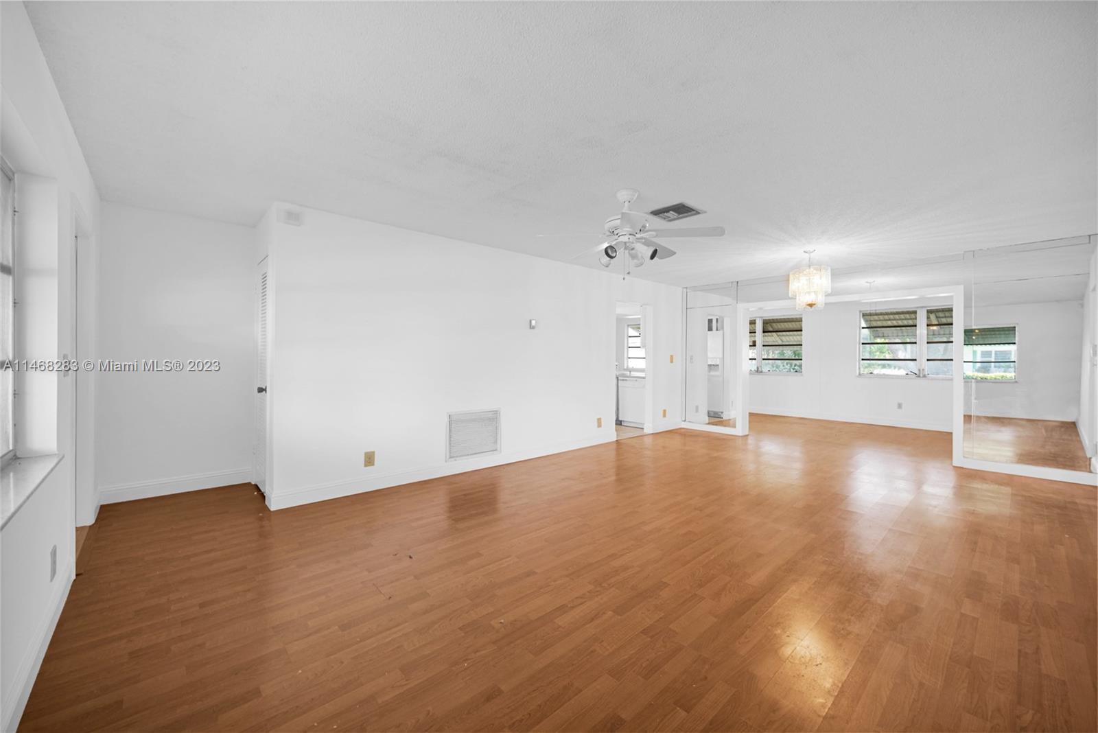 LAUDERDALE WEST 2 SEC - Residential