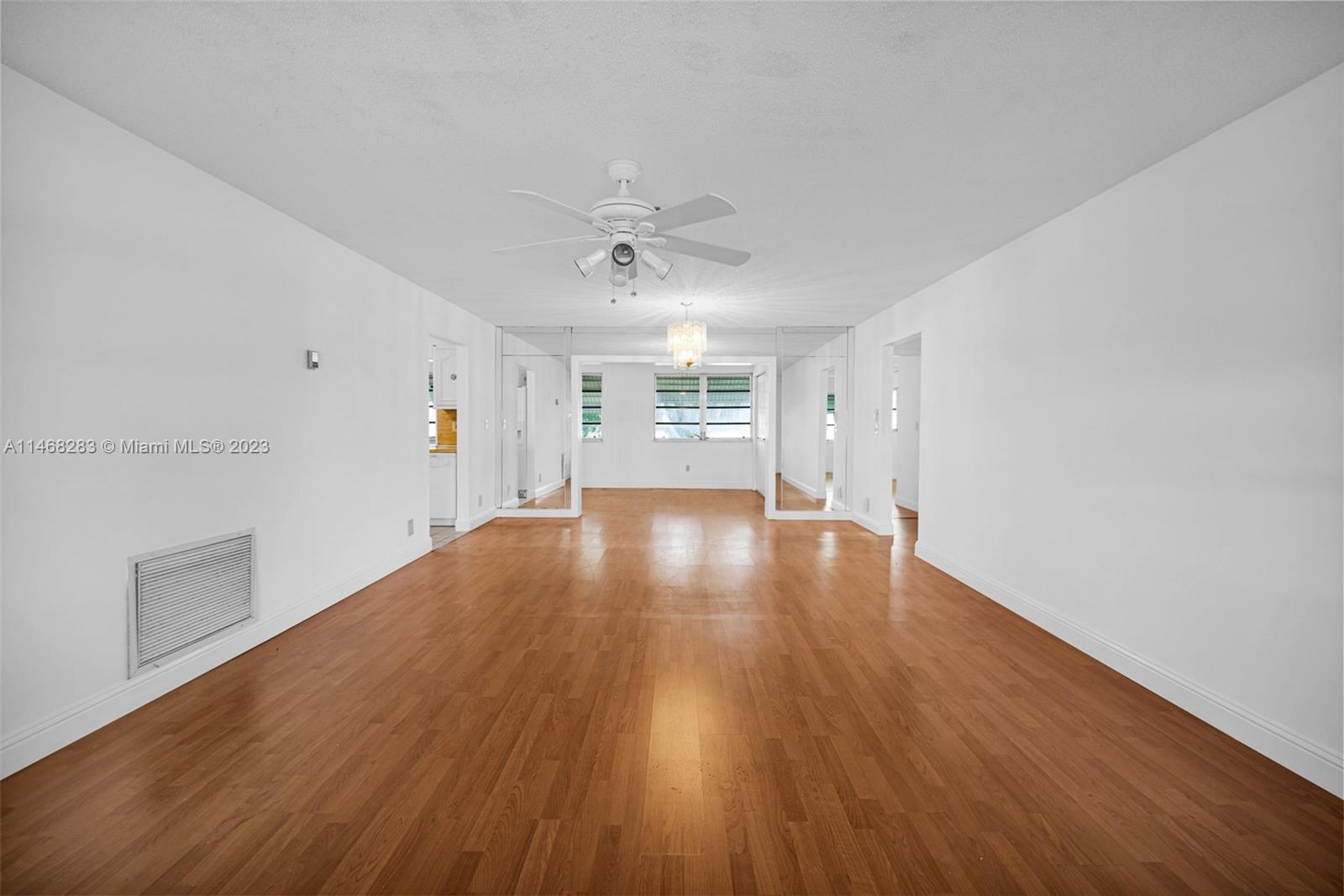 LAUDERDALE WEST 2 SEC - Residential