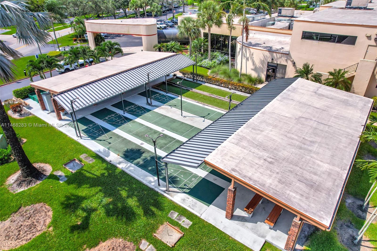 LAUDERDALE WEST 2 SEC - Residential