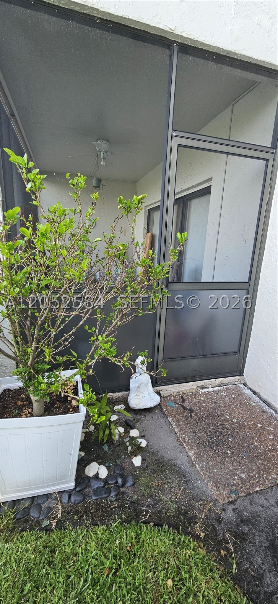 GREENSWARD VILLAGE CONDO - Residential Lease