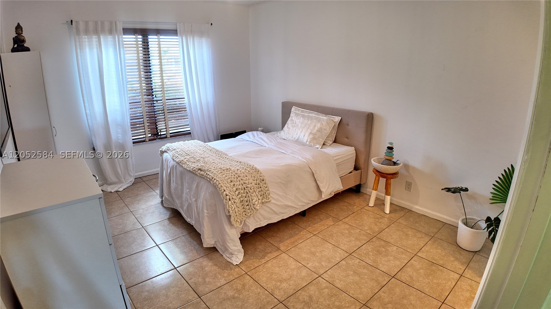 GREENSWARD VILLAGE CONDO - Residential Lease