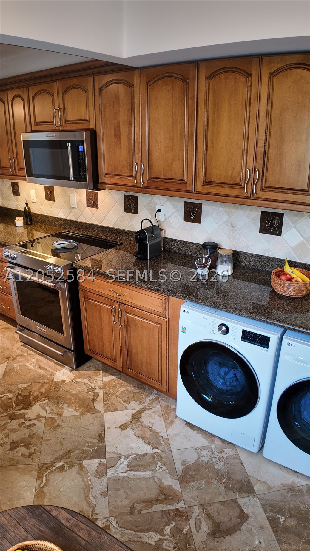 GREENSWARD VILLAGE CONDO - Residential Lease