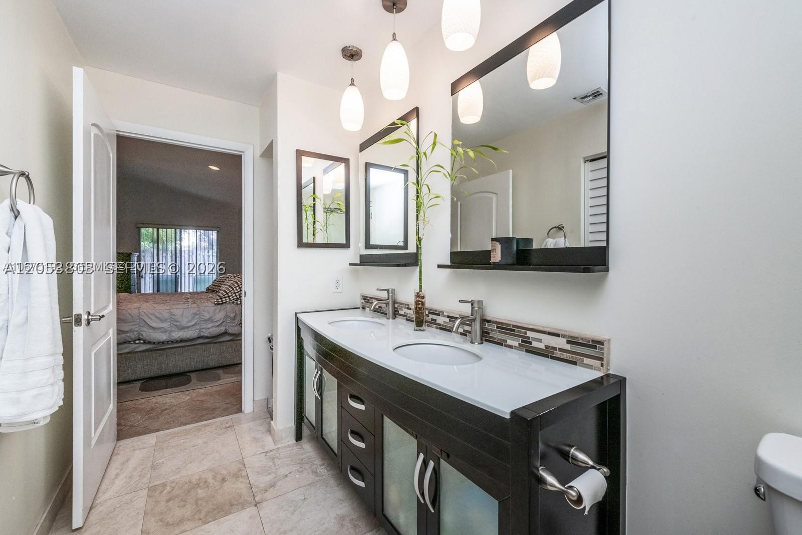 COUNTRY ISLES GARDEN HOME - Residential Lease