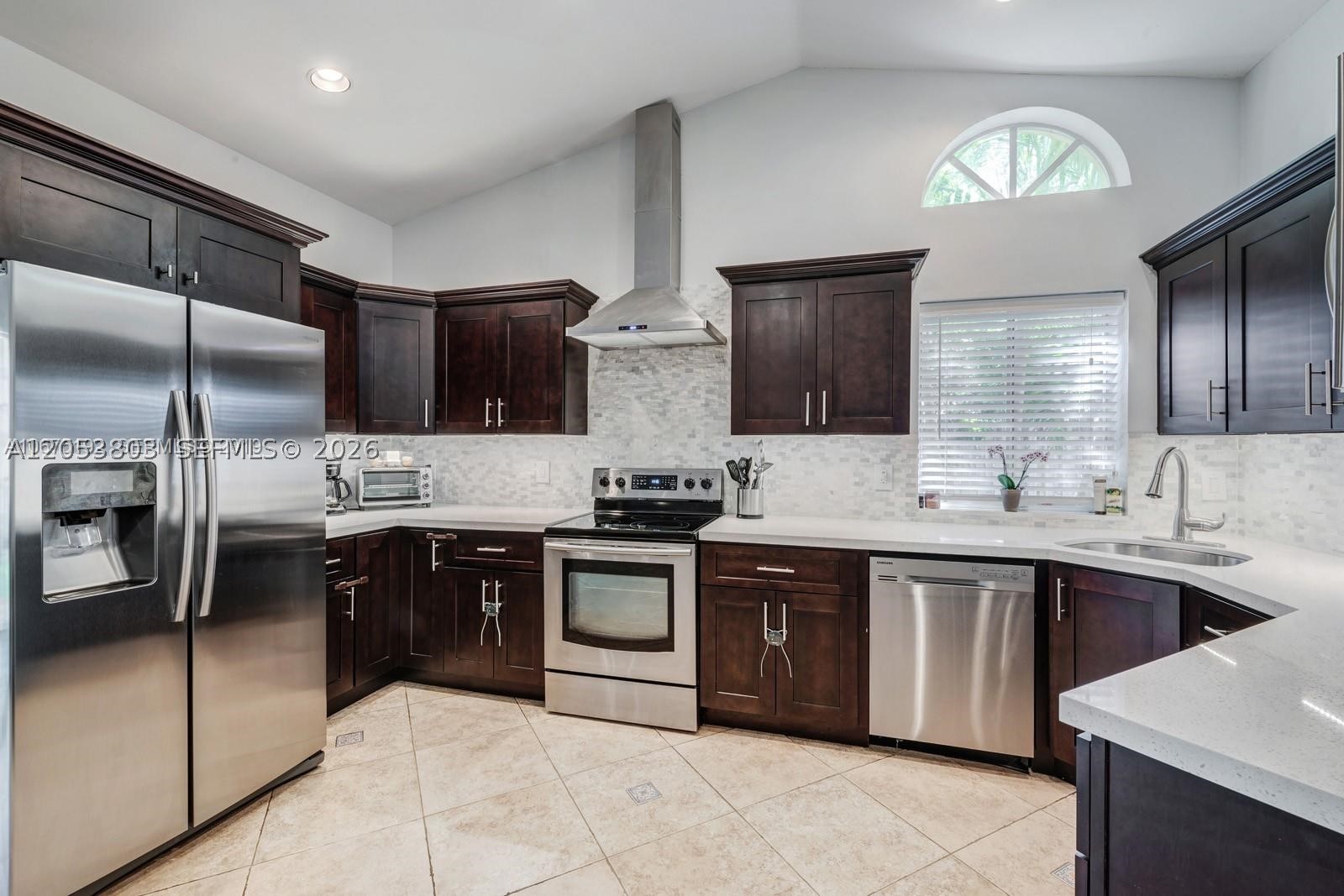 COUNTRY ISLES GARDEN HOME - Residential Lease