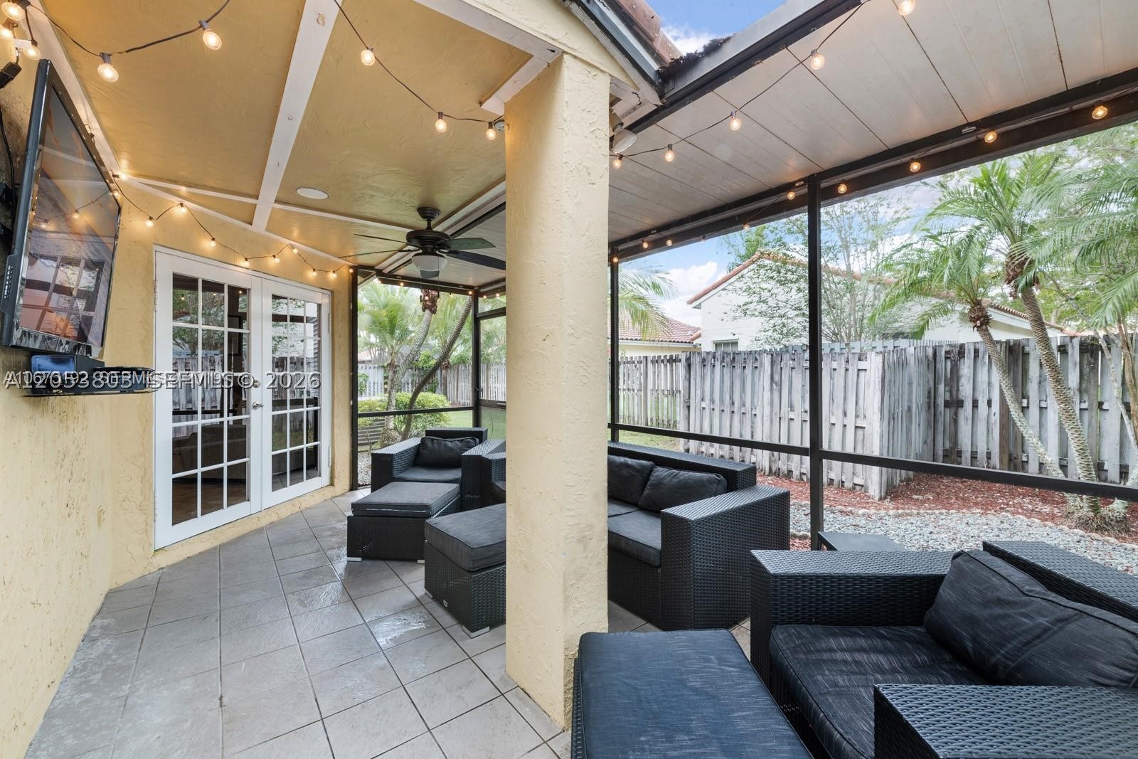 COUNTRY ISLES GARDEN HOME - Residential Lease