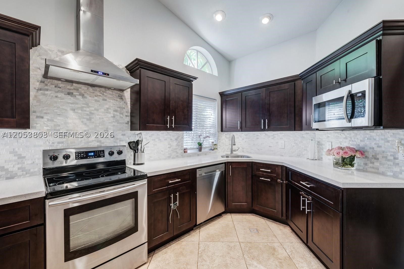 COUNTRY ISLES GARDEN HOME - Residential Lease