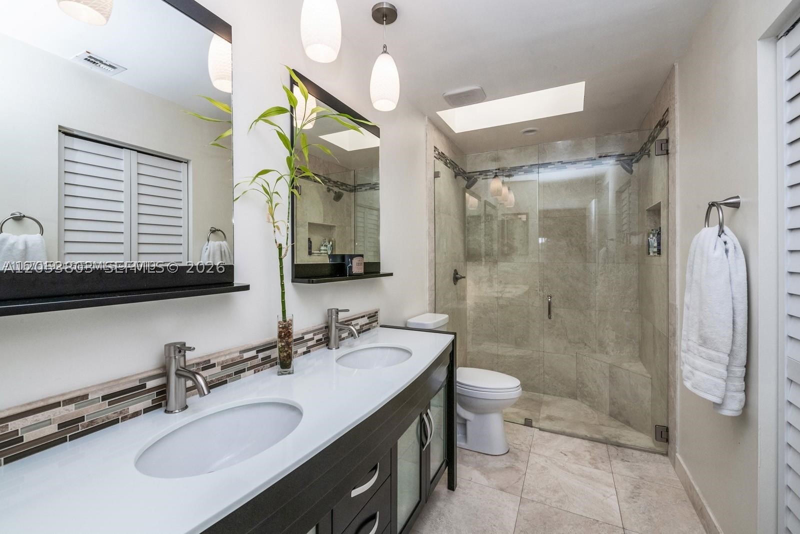 COUNTRY ISLES GARDEN HOME - Residential Lease