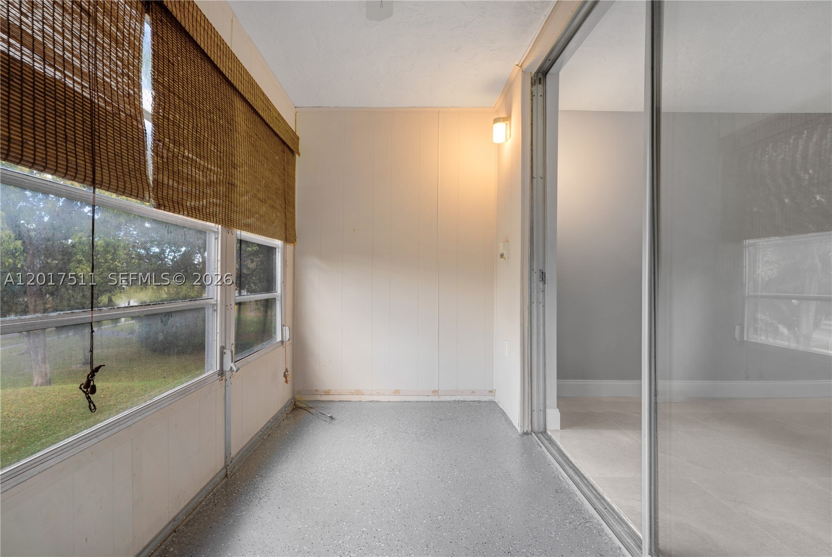 OMEGA CONDO NO 3 - Residential