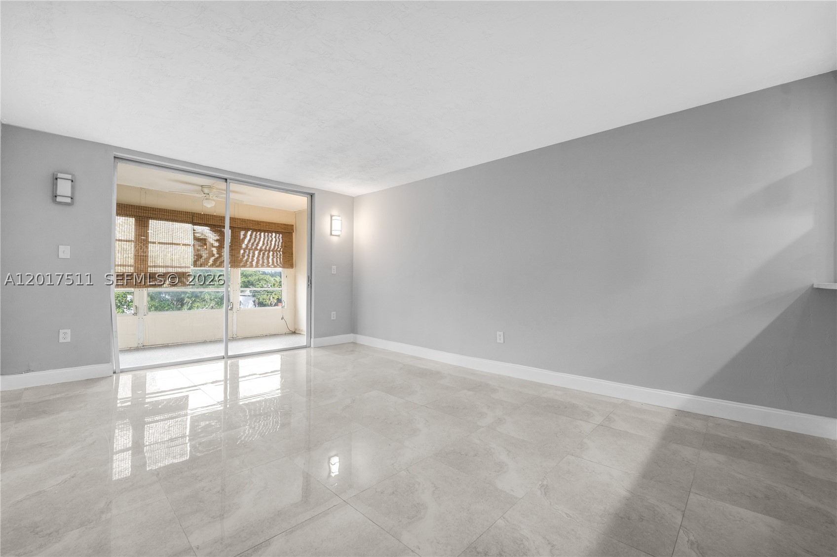 OMEGA CONDO NO 3 - Residential