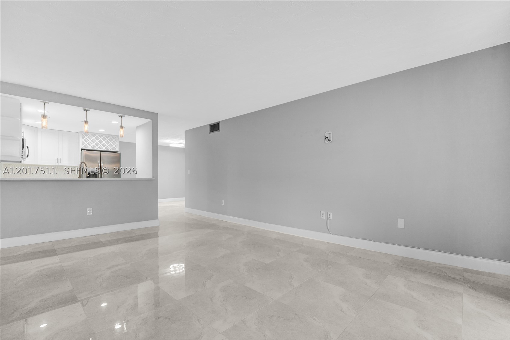 OMEGA CONDO NO 3 - Residential