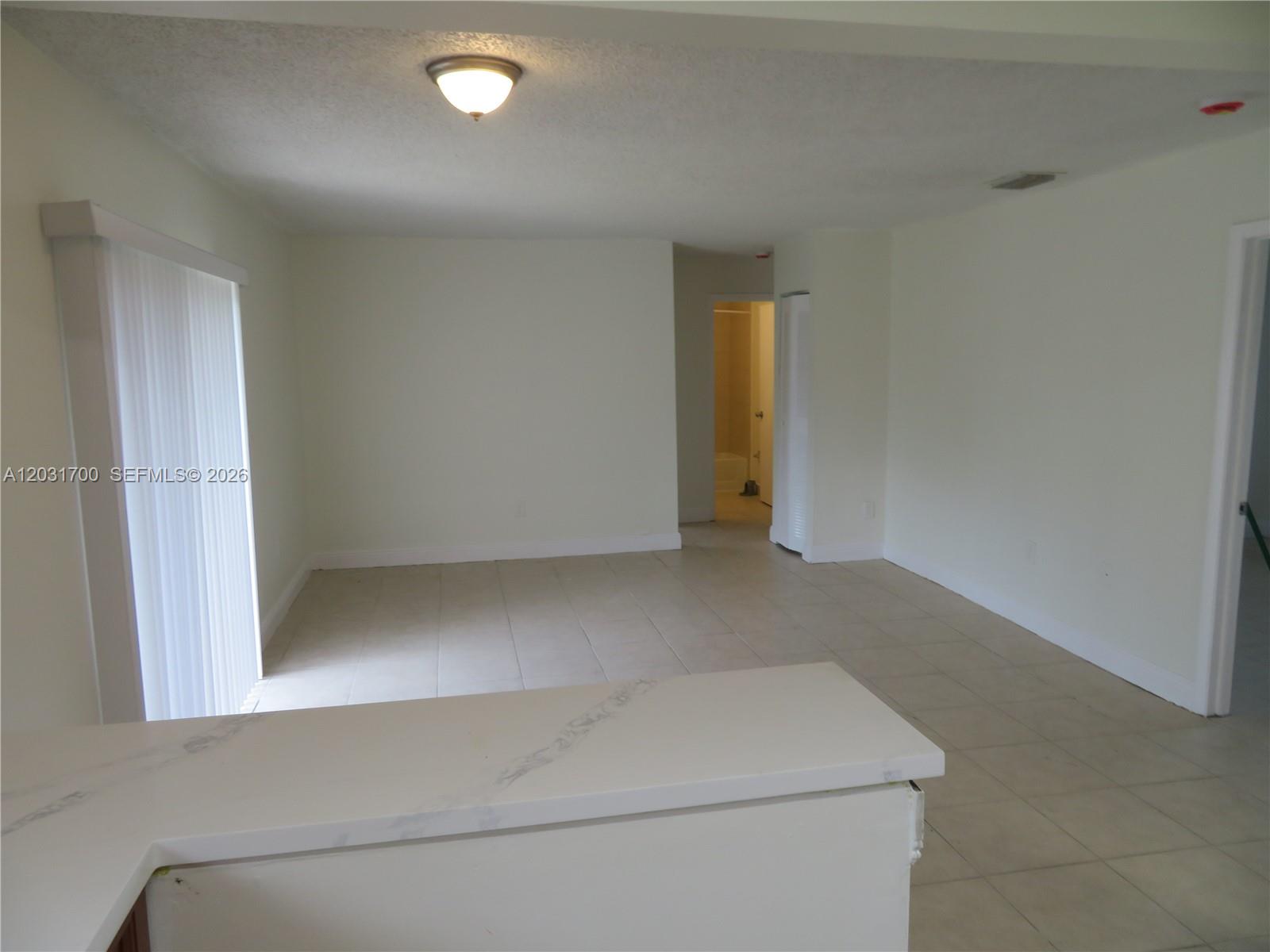 VILLAS OF NARANJA CONDO - Residential Lease