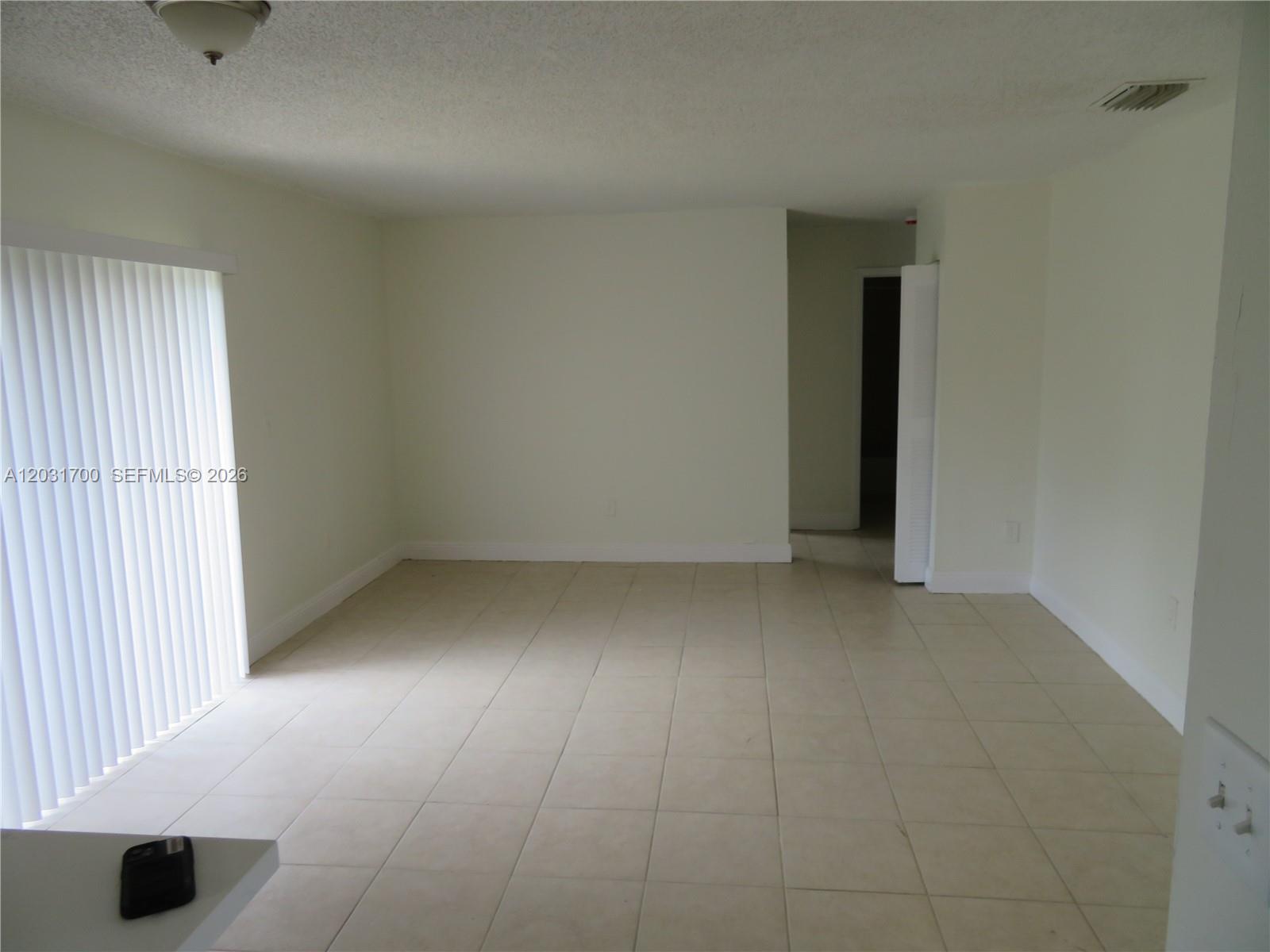 VILLAS OF NARANJA CONDO - Residential Lease