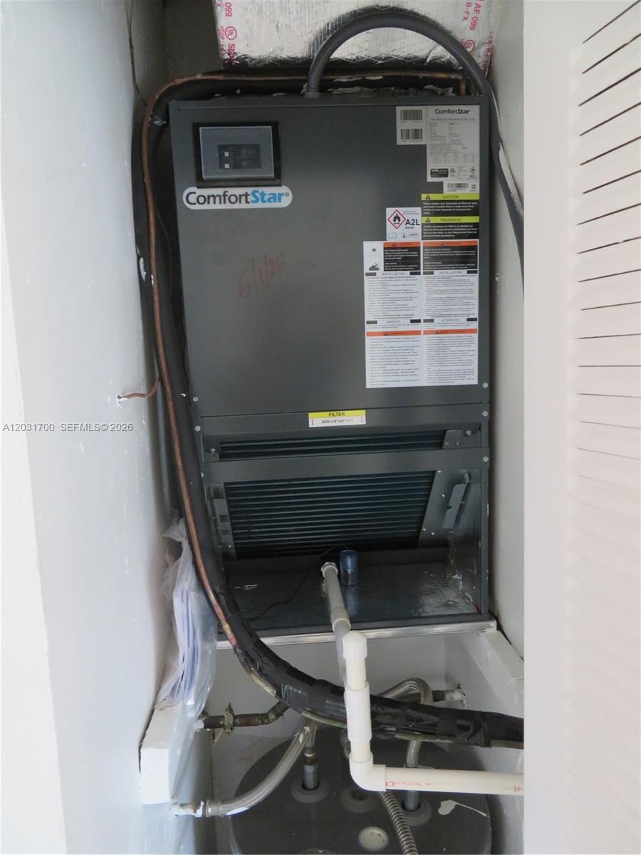 VILLAS OF NARANJA CONDO - Residential Lease