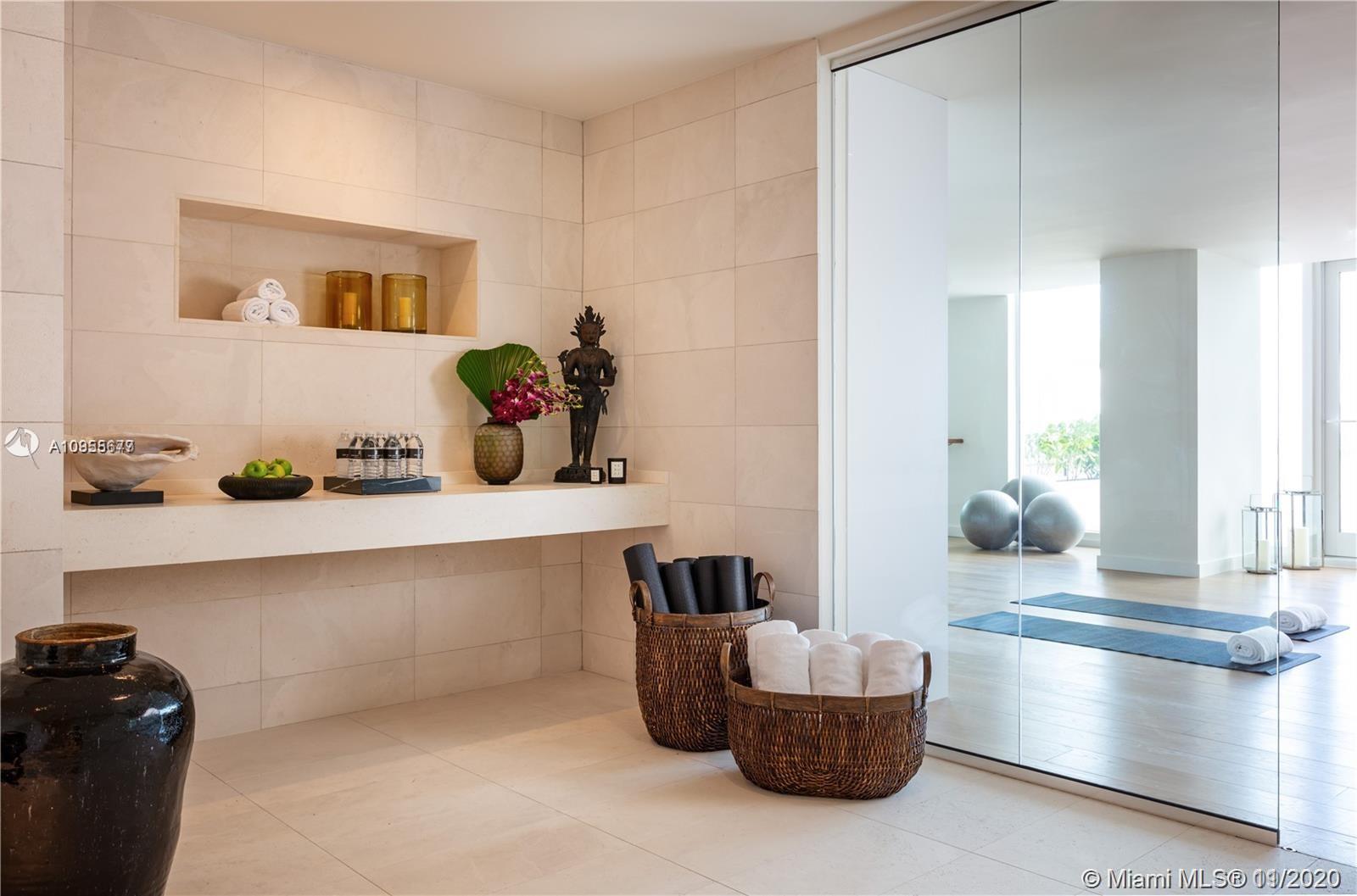 The Ritz-Carlton - Residential