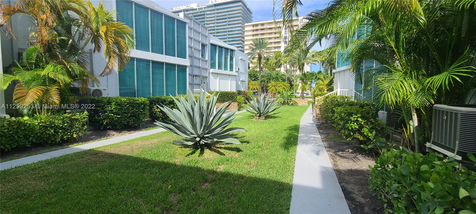 BROWNSTONE CO-OP APTS INC - Residential Lease