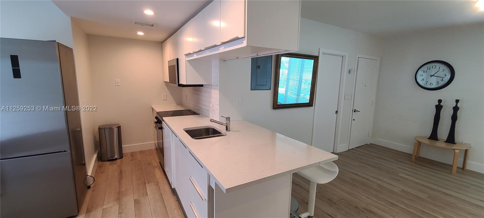 BROWNSTONE CO-OP APTS INC - Residential Lease
